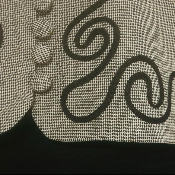 Vintage 1990s Beige + Black Ribbon Appliqué Bolero Jacket w/Buttons sz 8 Petite - Picture 4 of 12